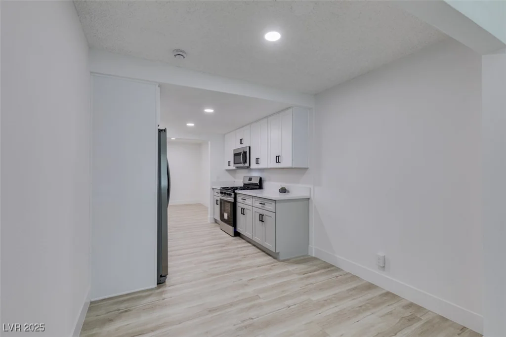 5608 Ridgeline, Las Vegas, NV 89107