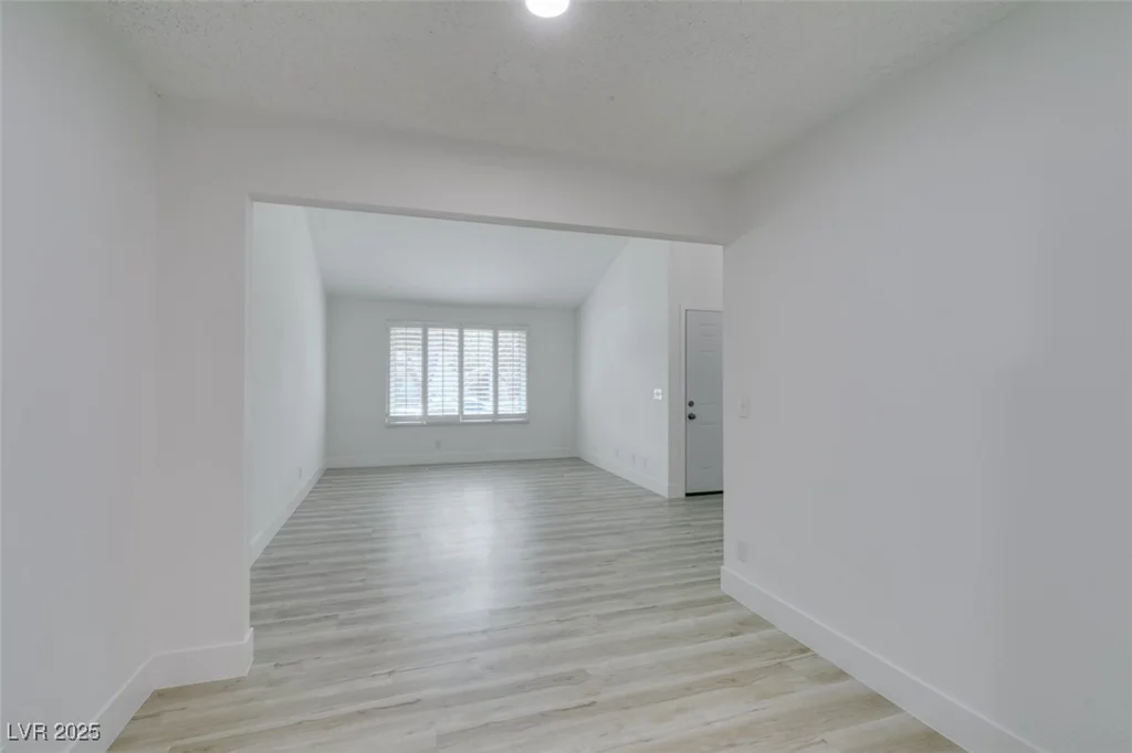 5608 Ridgeline, Las Vegas, NV 89107