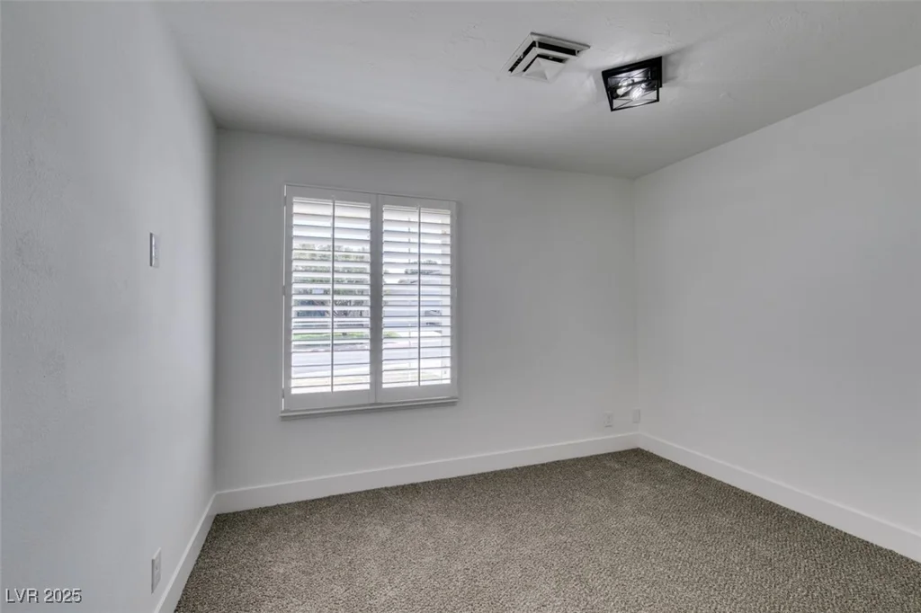 5608 Ridgeline, Las Vegas, NV 89107