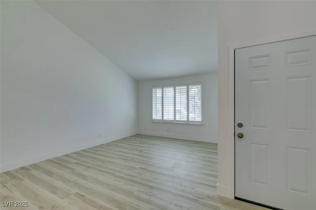 5608 Ridgeline, Las Vegas, NV 89107