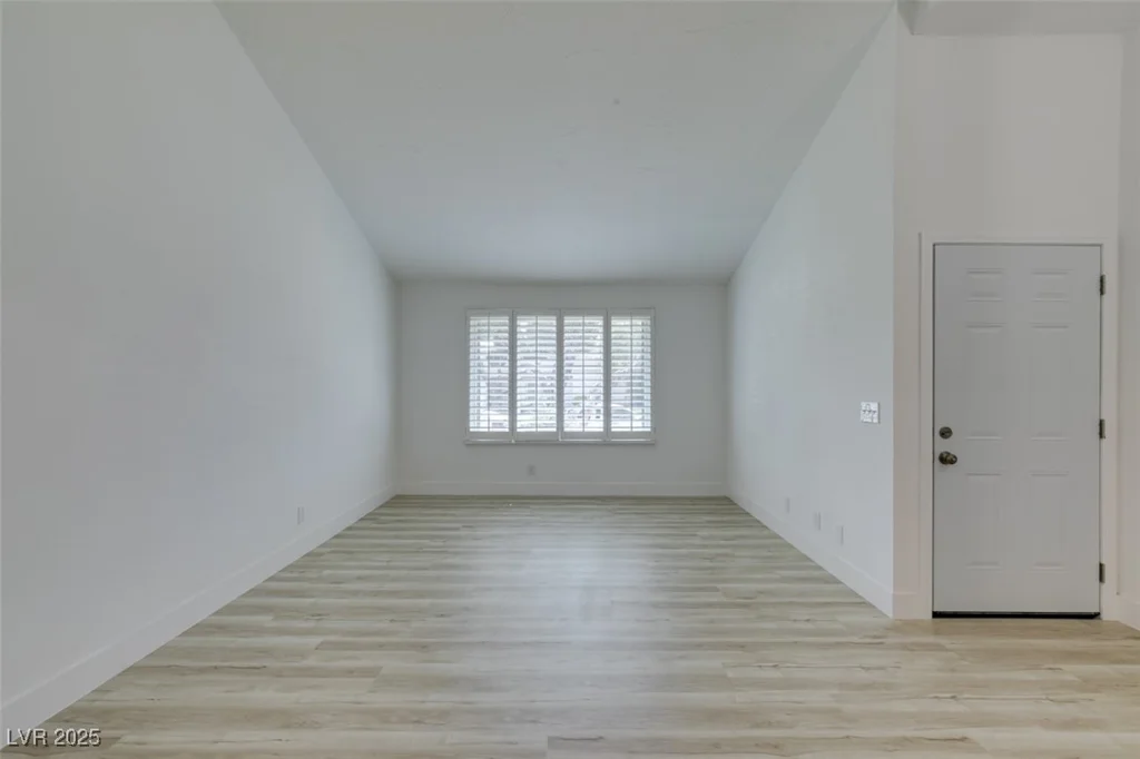 5608 Ridgeline, Las Vegas, NV 89107