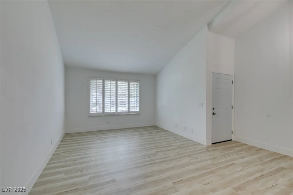 5608 Ridgeline, Las Vegas, NV 89107