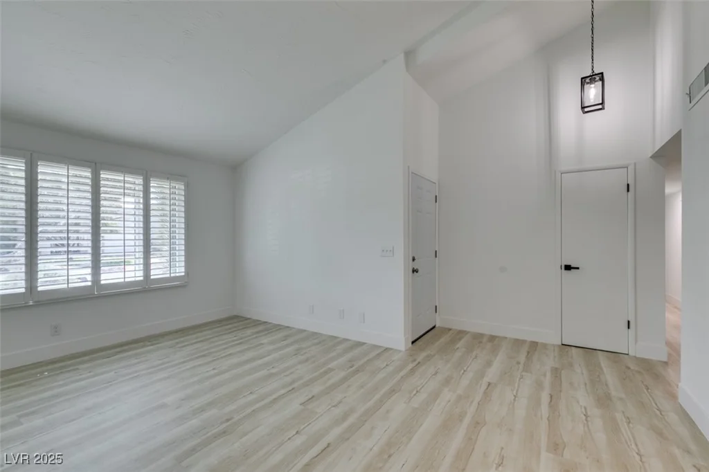 5608 Ridgeline, Las Vegas, NV 89107