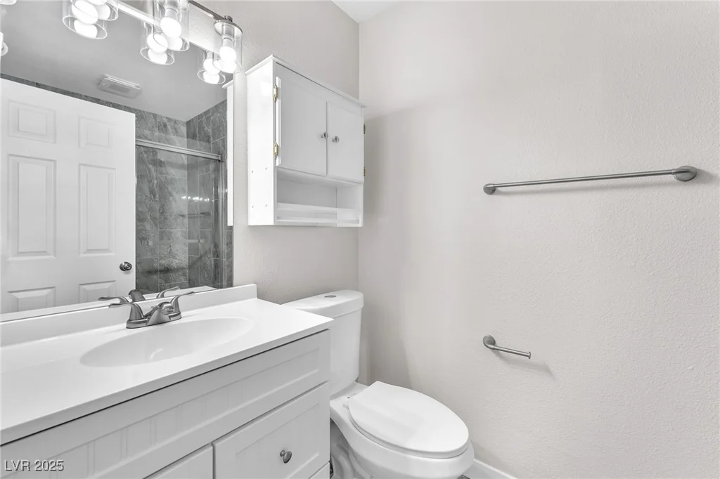 6770 Laronda, Las Vegas, NV 89156