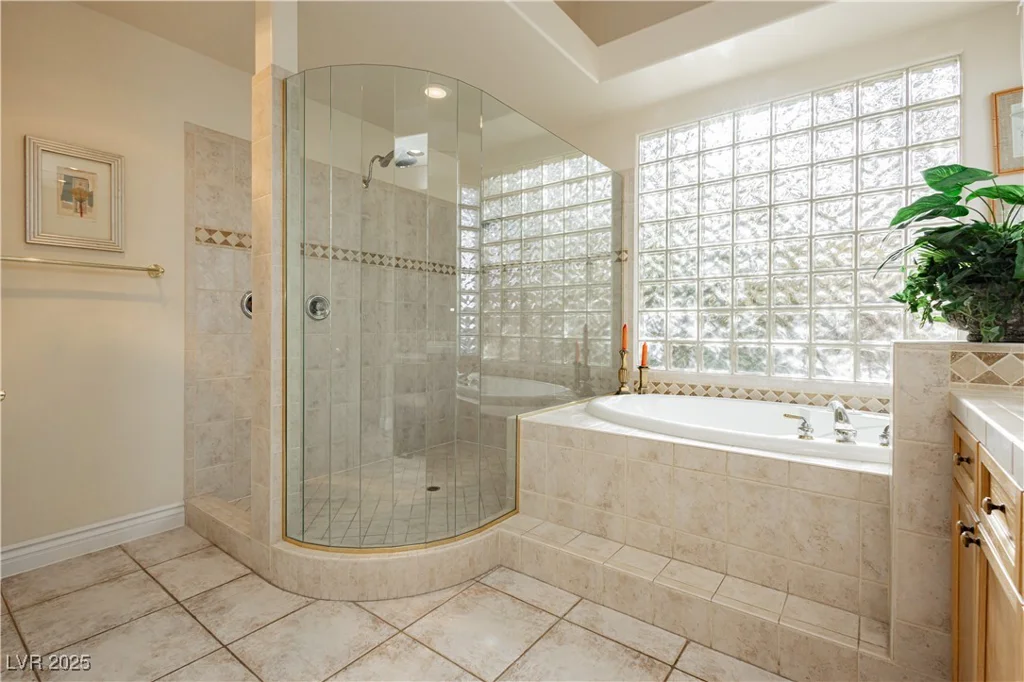 205 Aventura, Las Vegas, NV 89144