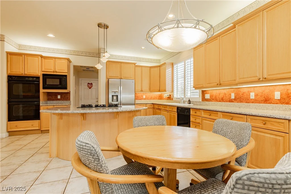 205 Aventura, Las Vegas, NV 89144