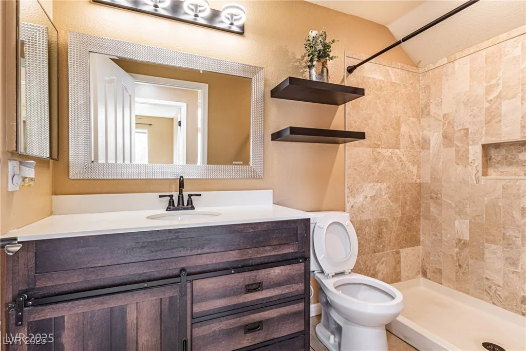 4750 Ashington, Las Vegas, NV 89147