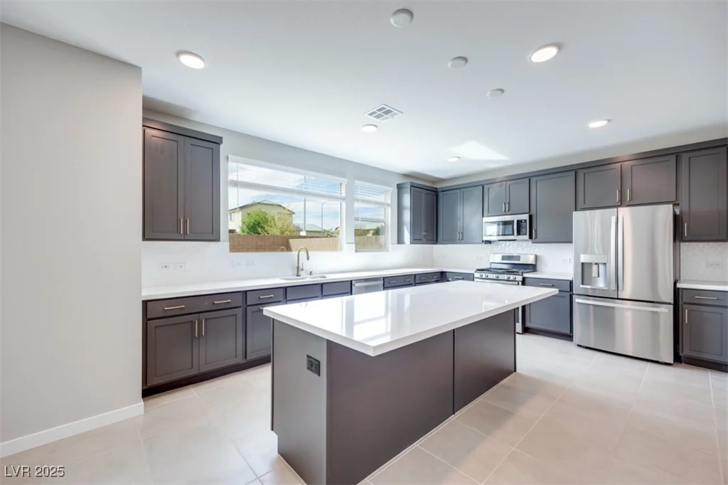 1410 Crimson Sunbird, North Las Vegas, NV 89084