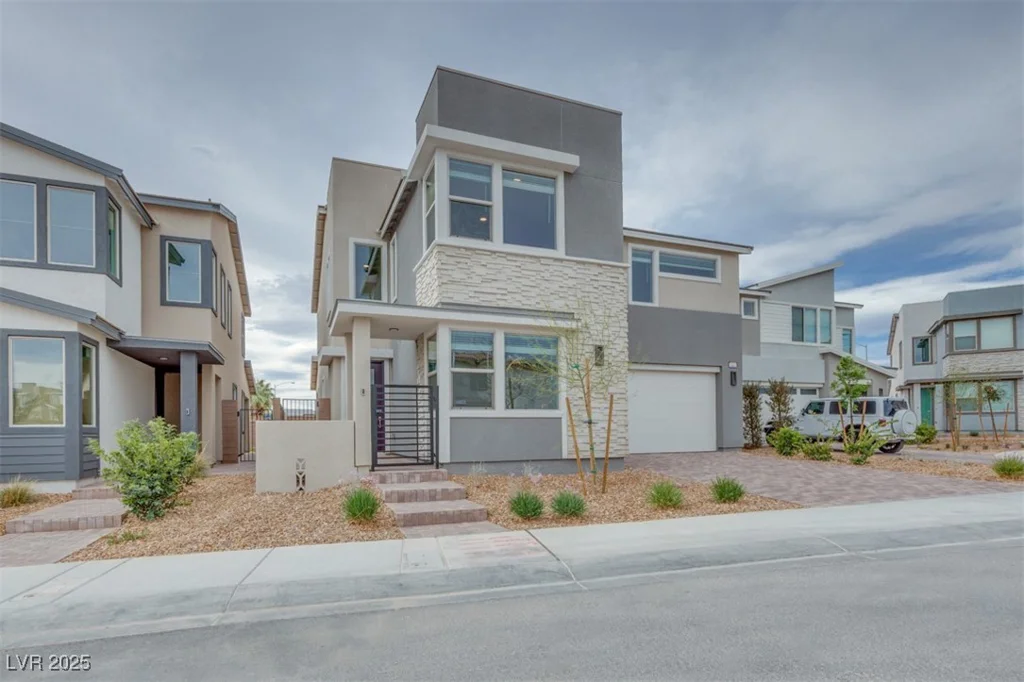 1410 Crimson Sunbird, North Las Vegas, NV 89084