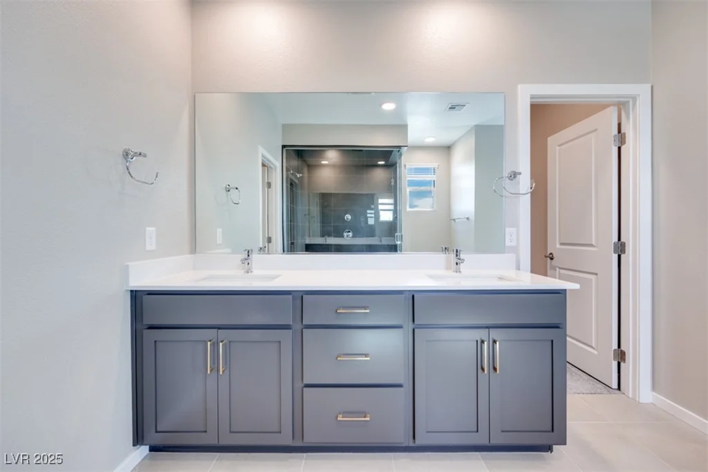 1410 Crimson Sunbird, North Las Vegas, NV 89084