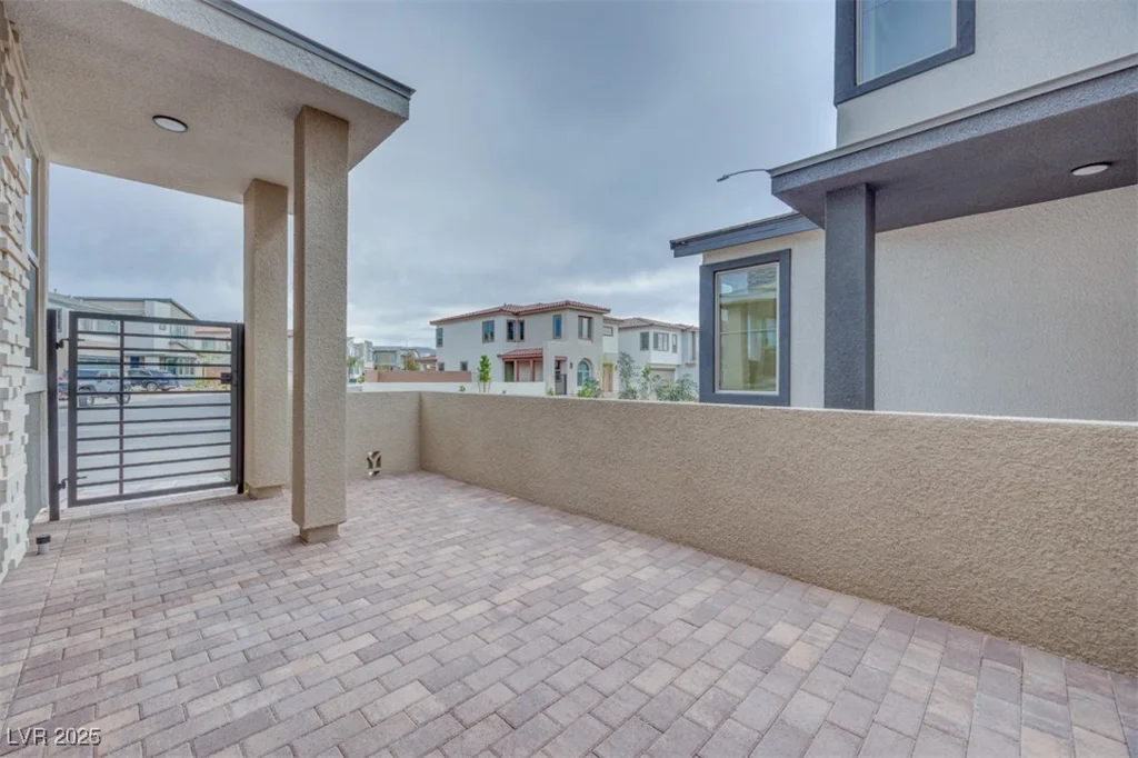 1410 Crimson Sunbird, North Las Vegas, NV 89084