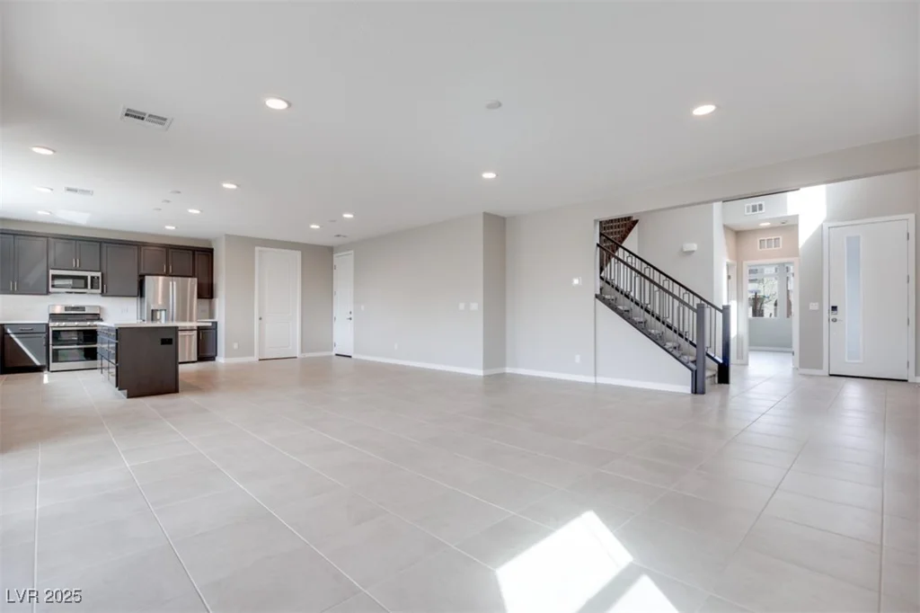 1410 Crimson Sunbird, North Las Vegas, NV 89084