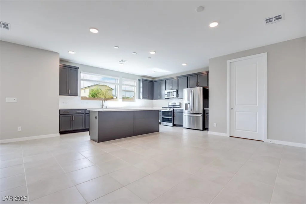 1410 Crimson Sunbird, North Las Vegas, NV 89084