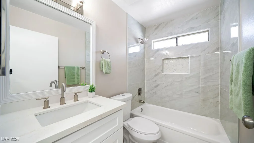 3243 Savalli, Las Vegas, NV 89102