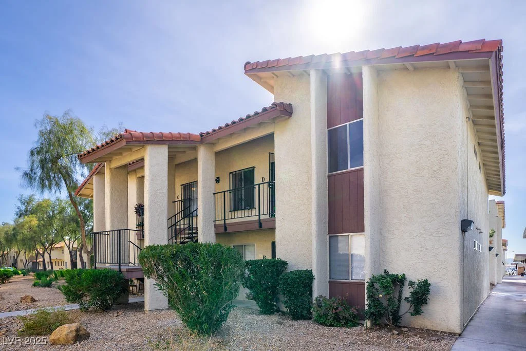 3243 Savalli, Las Vegas, NV 89102