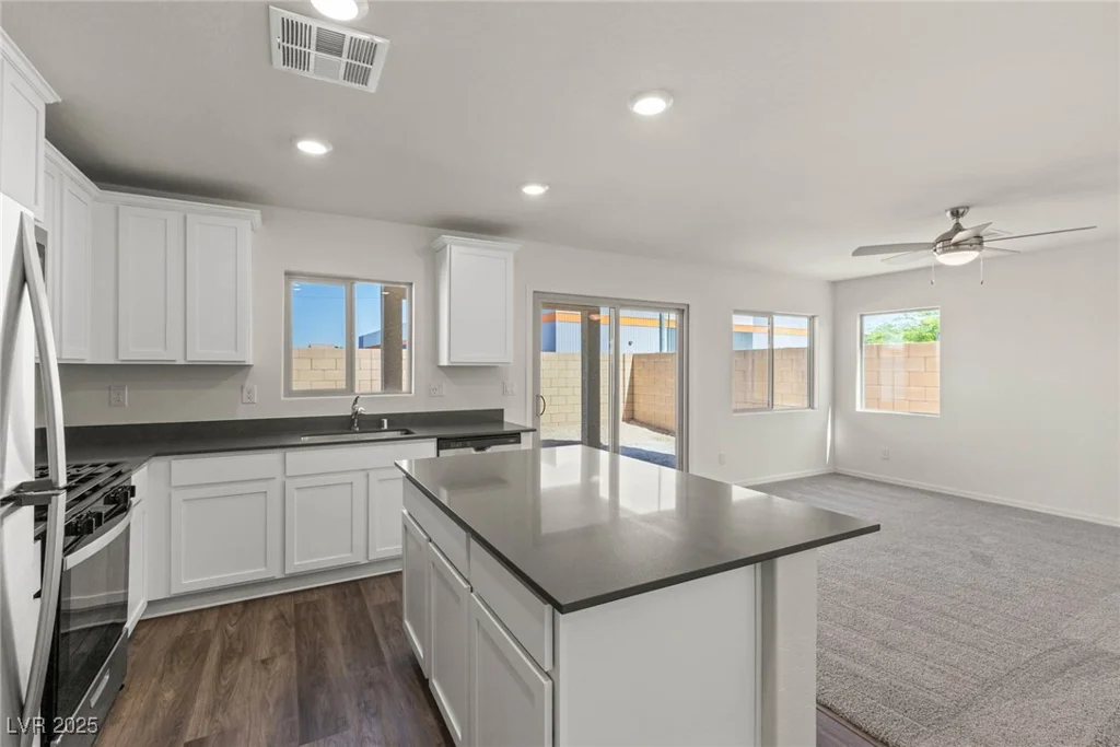 6192 Blood Lily, Las Vegas, NV 89122