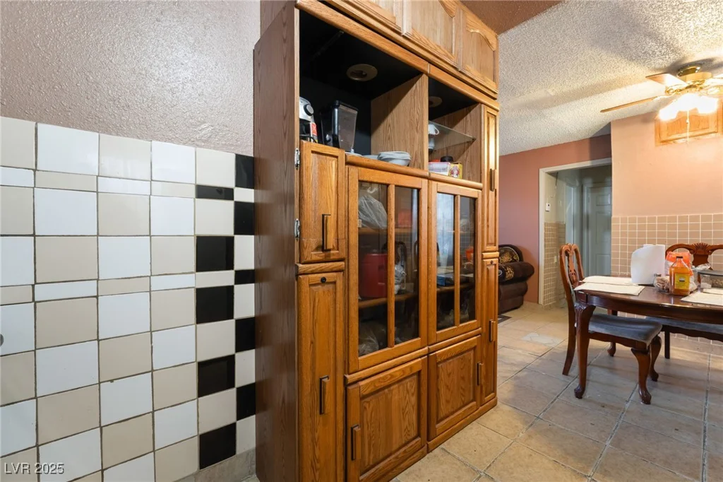 3421 Thomas, North Las Vegas, NV 89030