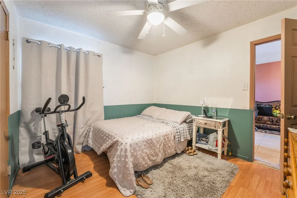 3421 Thomas, North Las Vegas, NV 89030