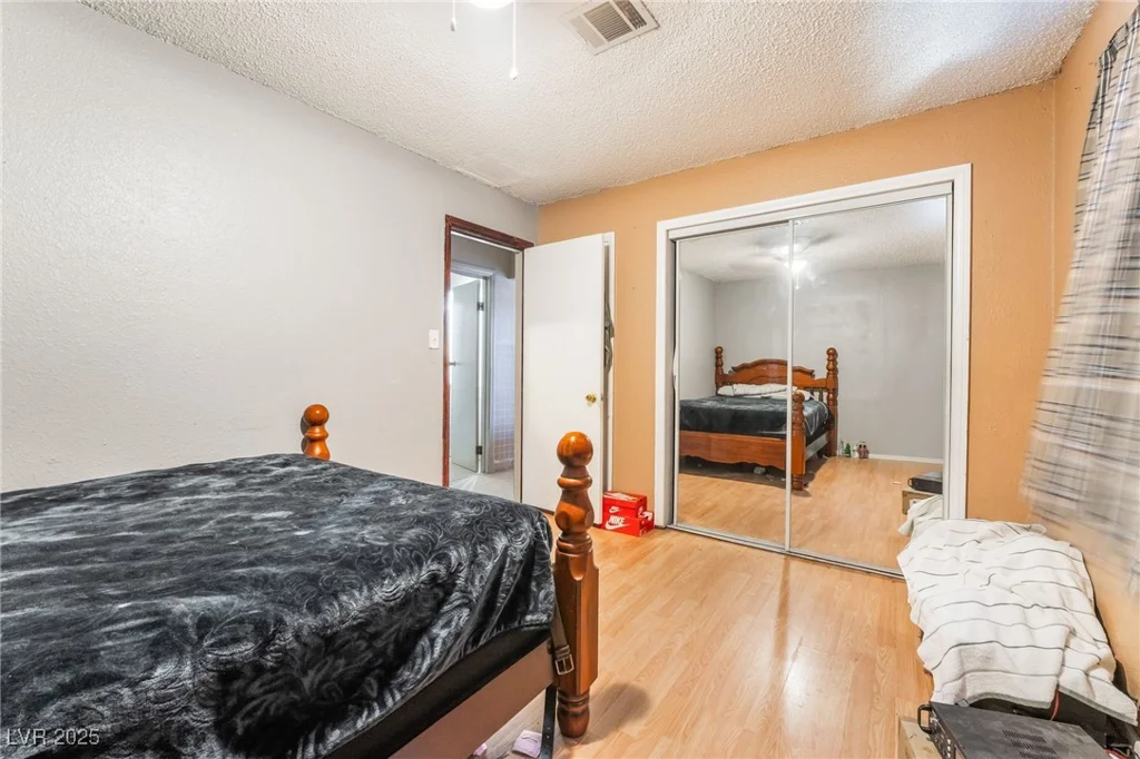 3421 Thomas, North Las Vegas, NV 89030