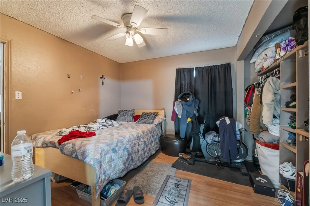 3421 Thomas, North Las Vegas, NV 89030