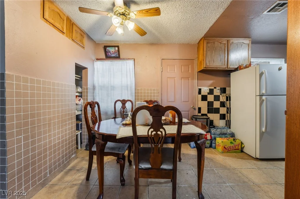 3421 Thomas, North Las Vegas, NV 89030