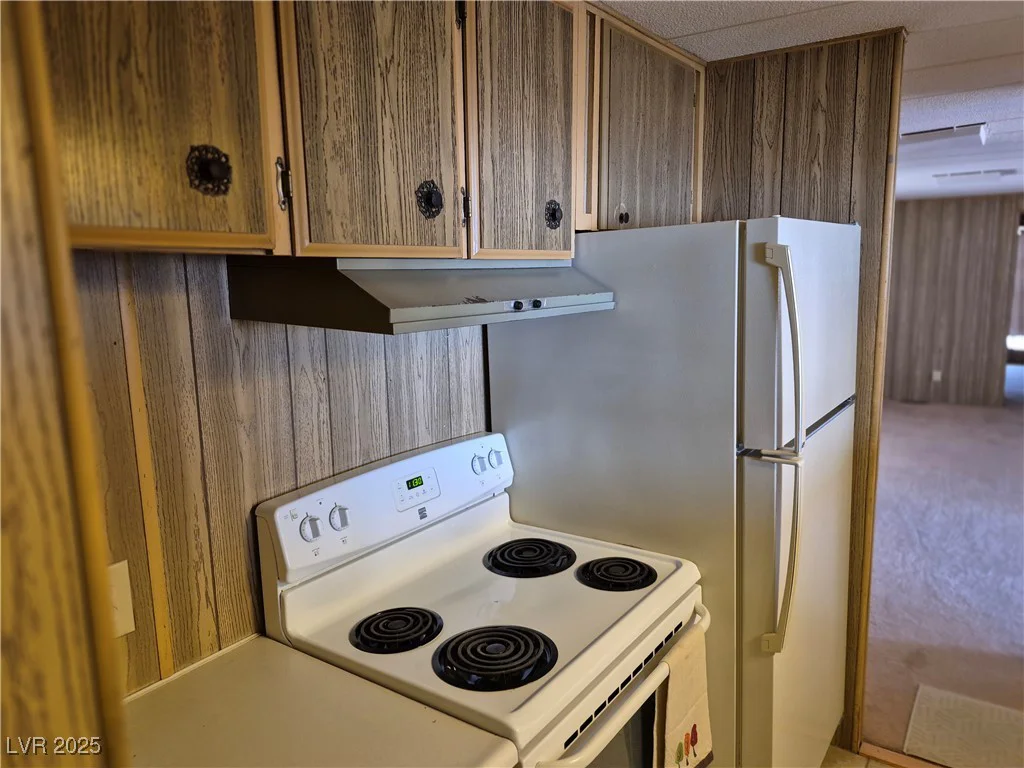 249 Hobson, Searchlight, NV 89046