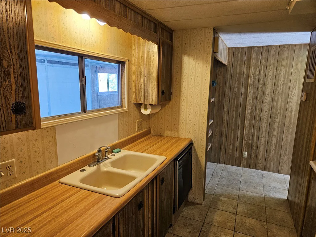 249 Hobson, Searchlight, NV 89046