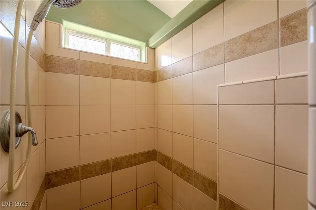 5481 Lincolnwood, Pahrump, NV 89061