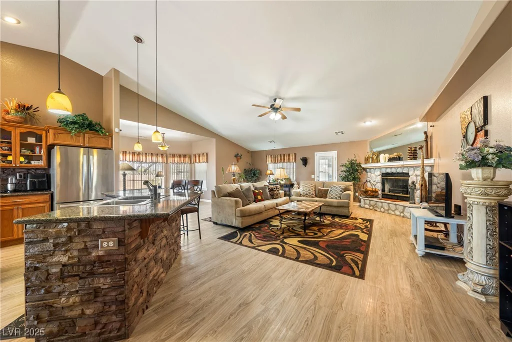 5481 Lincolnwood, Pahrump, NV 89061