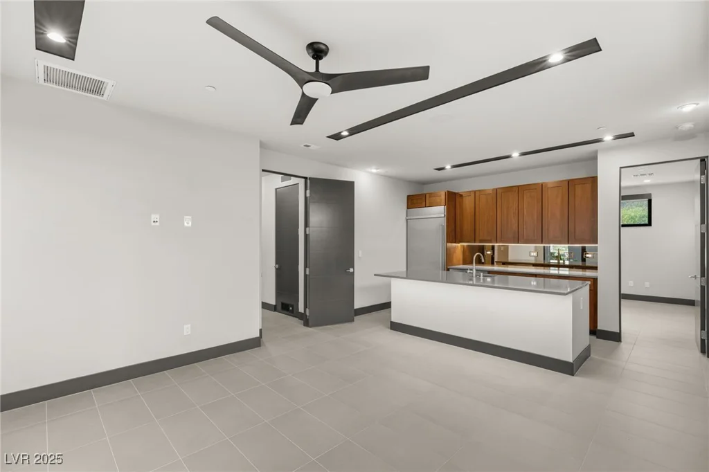12 Falling Canyon, Henderson, NV 89011