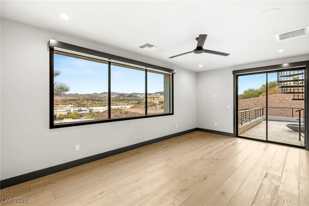 12 Falling Canyon, Henderson, NV 89011