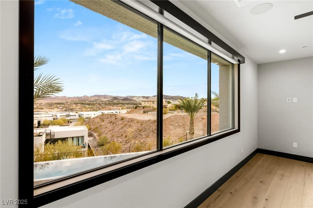 12 Falling Canyon, Henderson, NV 89011