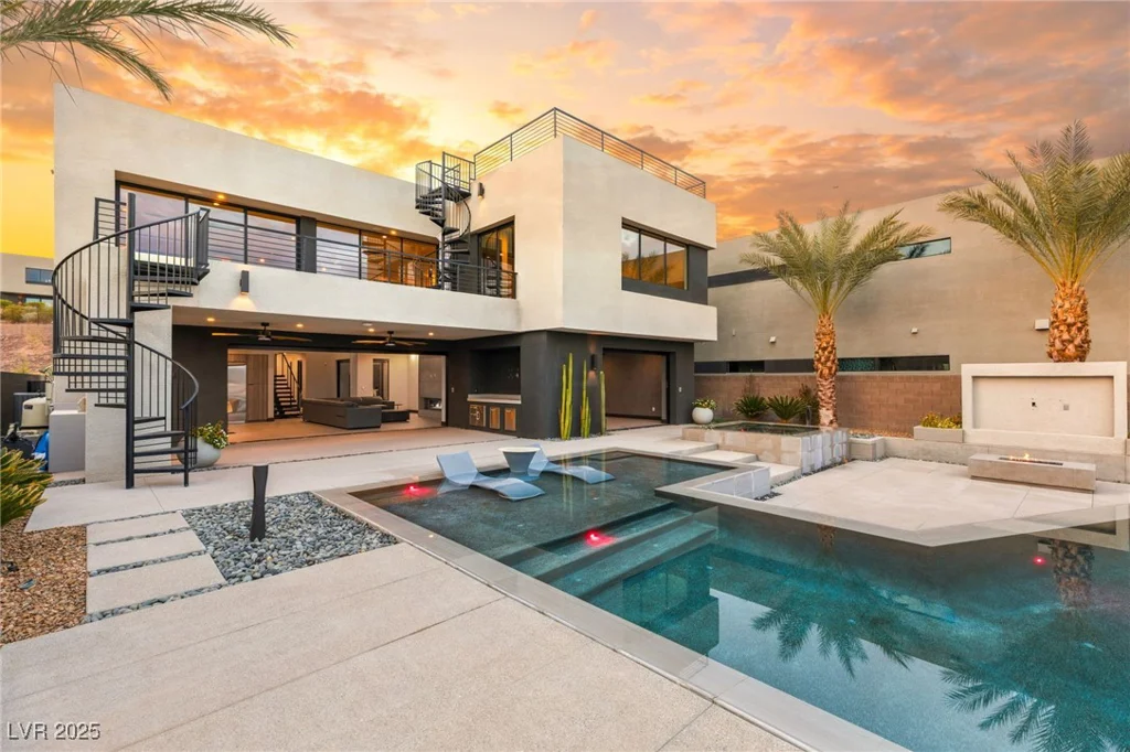 12 Falling Canyon, Henderson, NV 89011