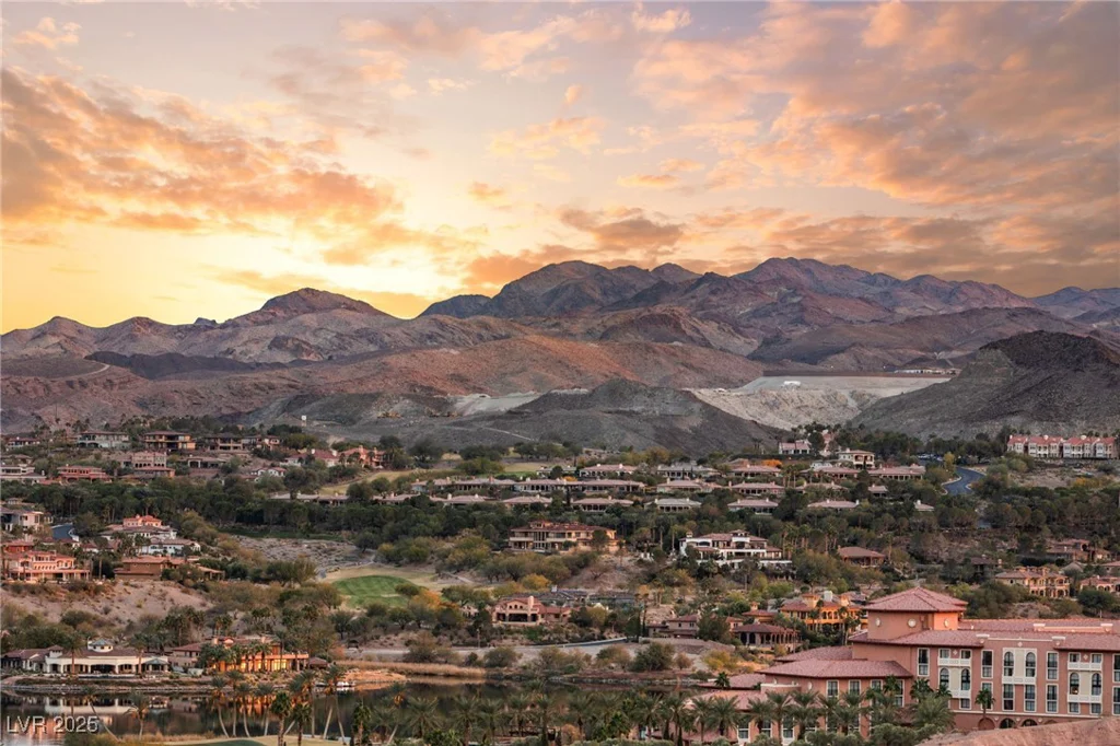 12 Falling Canyon, Henderson, NV 89011