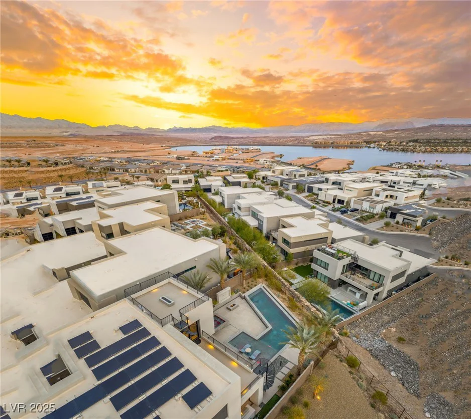 12 Falling Canyon, Henderson, NV 89011