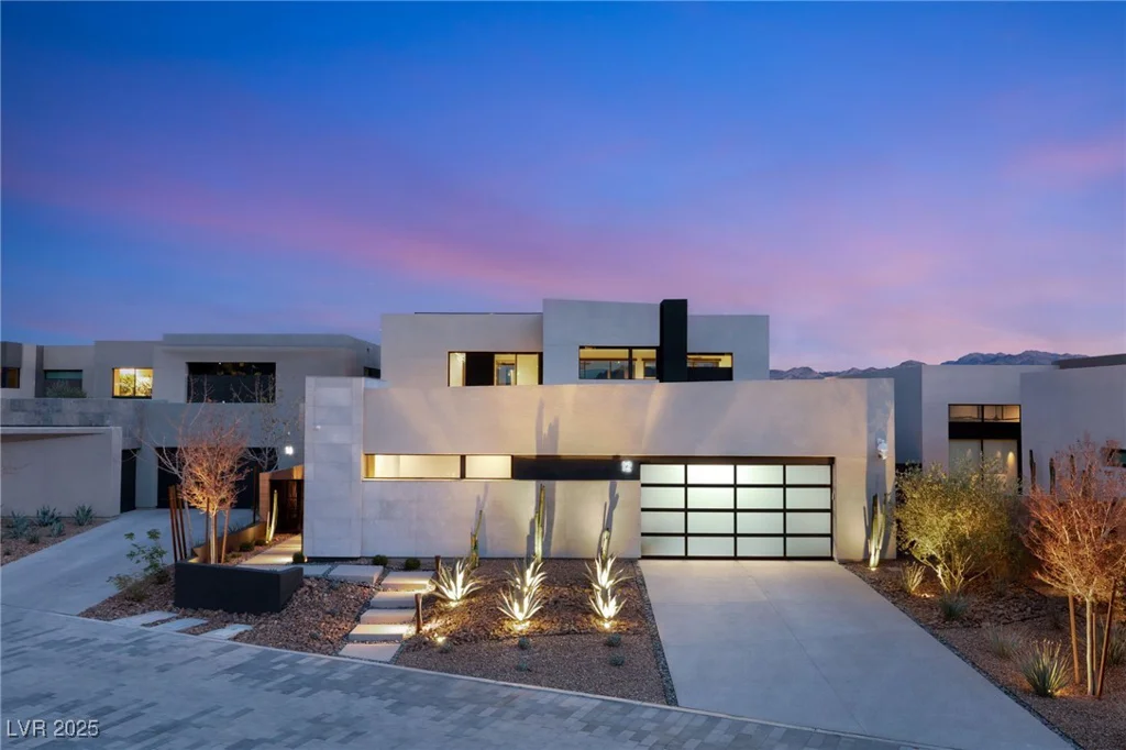 12 Falling Canyon, Henderson, NV 89011