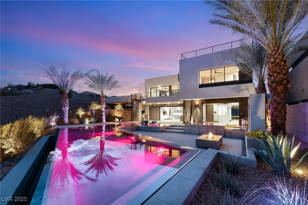 12 Falling Canyon, Henderson, NV 89011