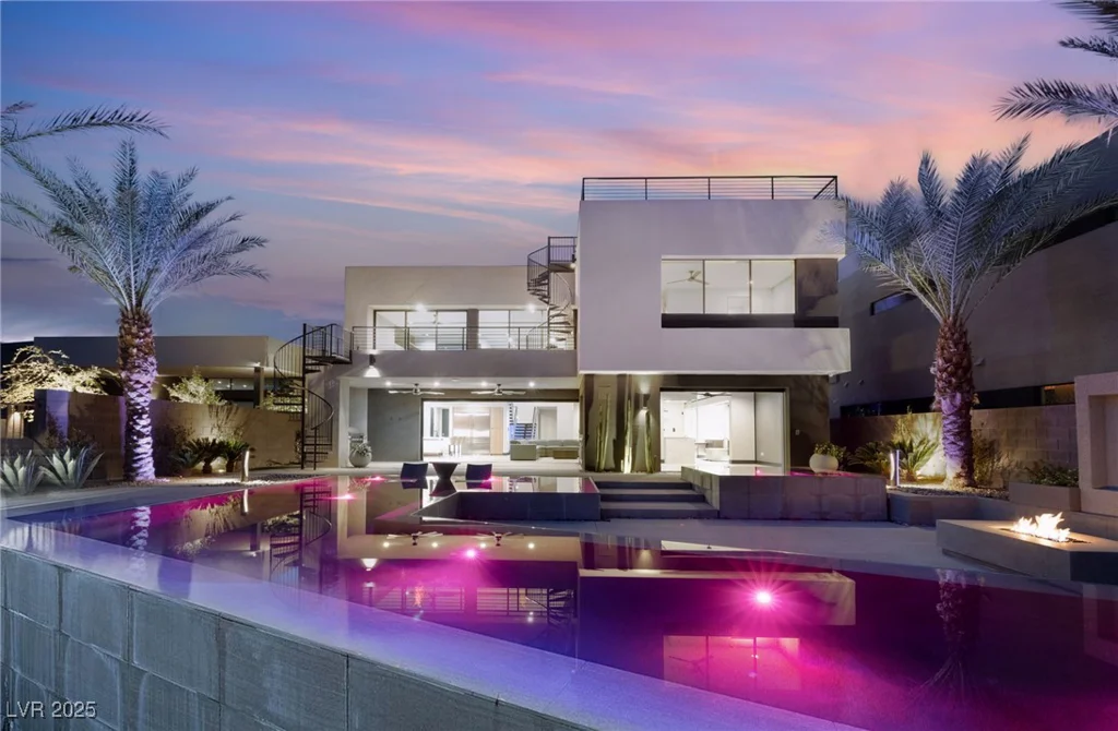 12 Falling Canyon, Henderson, NV 89011