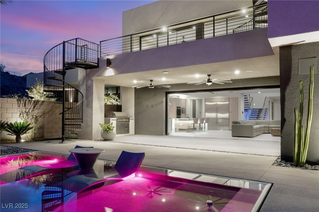 12 Falling Canyon, Henderson, NV 89011