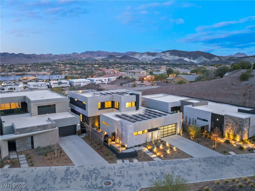 12 Falling Canyon, Henderson, NV 89011