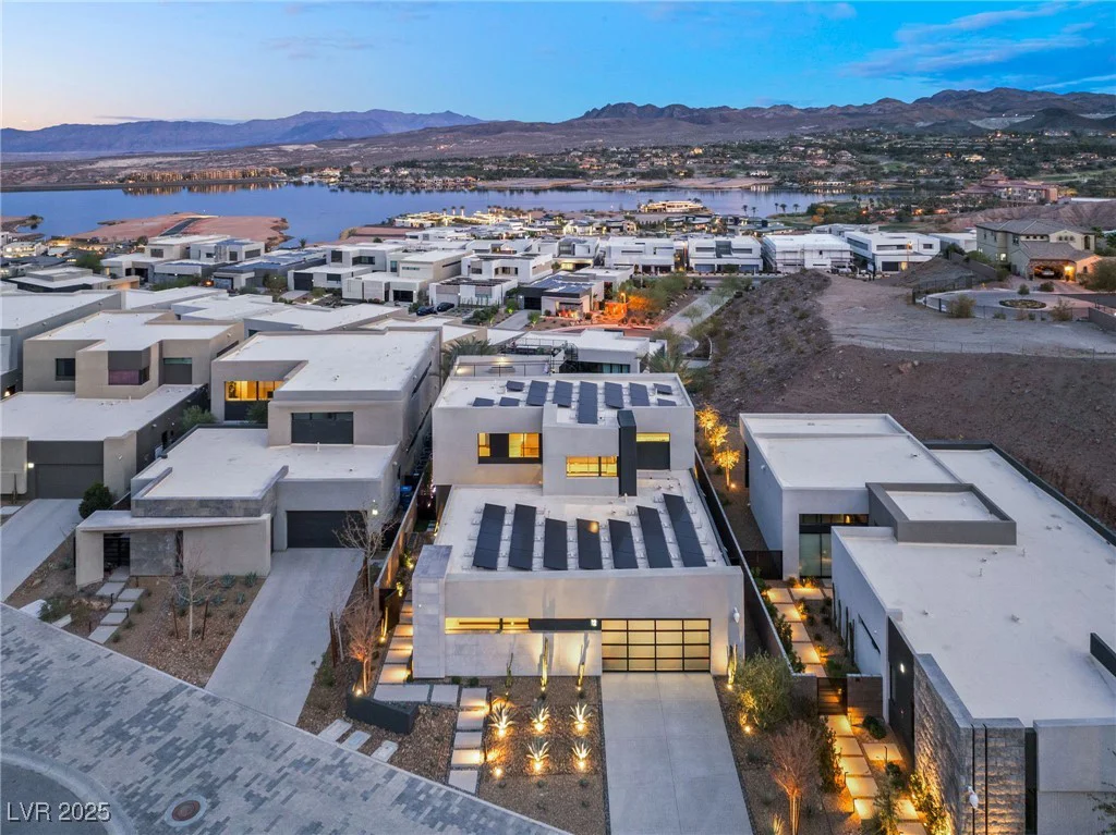 12 Falling Canyon, Henderson, NV 89011