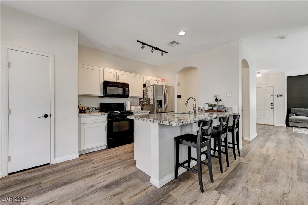 6013 Aqua Blue, North Las Vegas, NV 89031