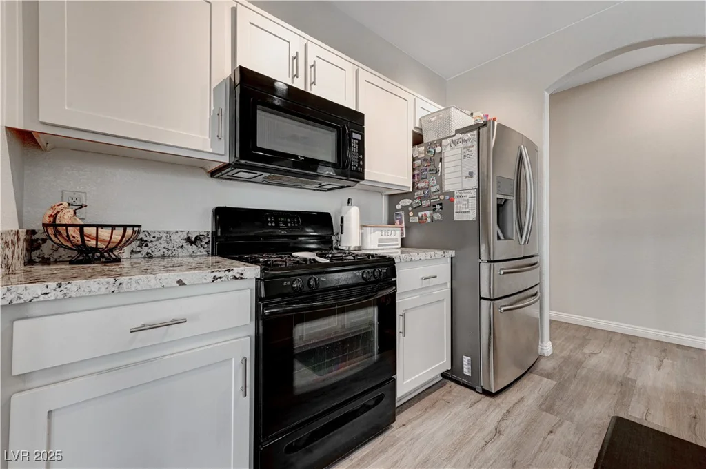 6013 Aqua Blue, North Las Vegas, NV 89031