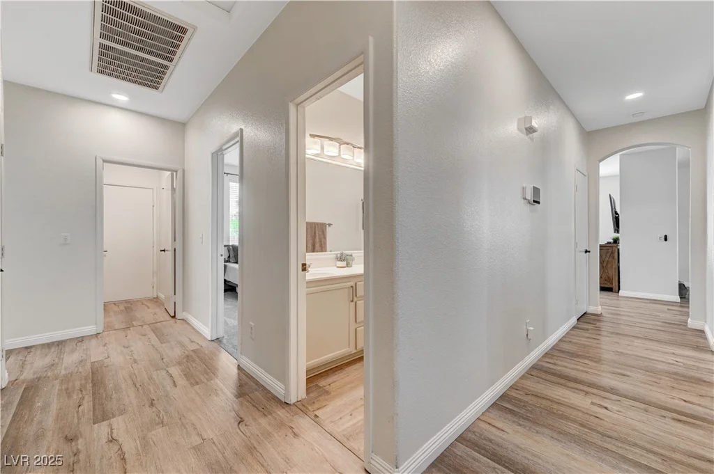 6013 Aqua Blue, North Las Vegas, NV 89031