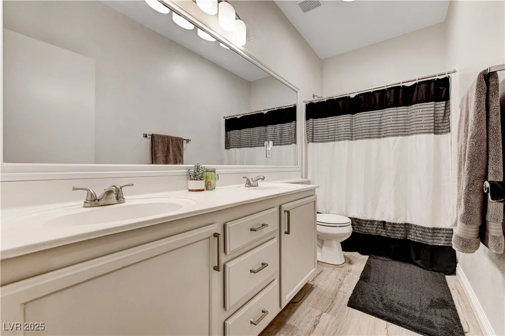 6013 Aqua Blue, North Las Vegas, NV 89031
