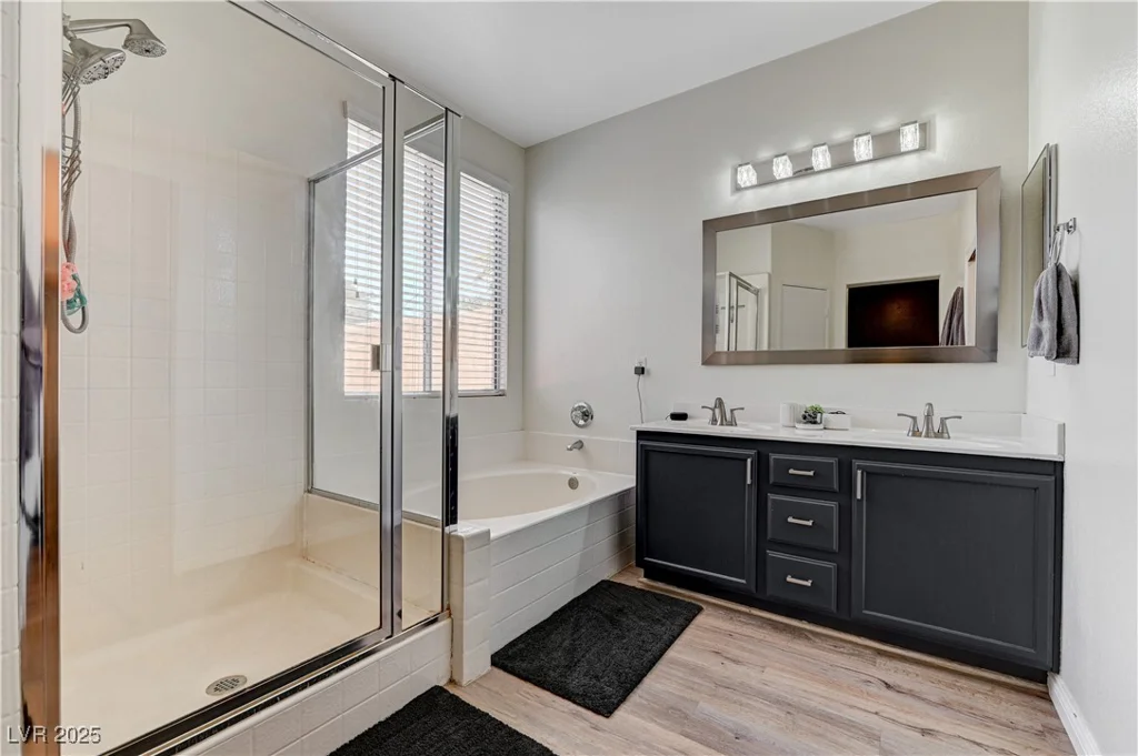 6013 Aqua Blue, North Las Vegas, NV 89031