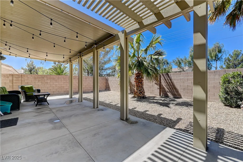 6013 Aqua Blue, North Las Vegas, NV 89031