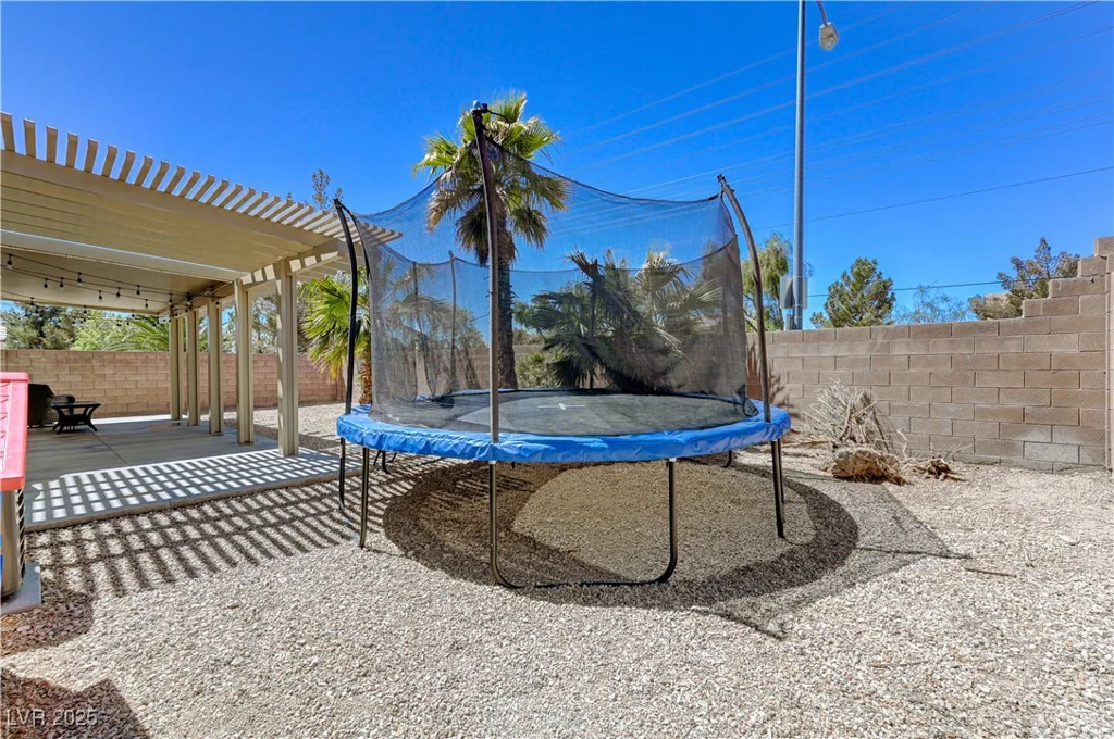 6013 Aqua Blue, North Las Vegas, NV 89031