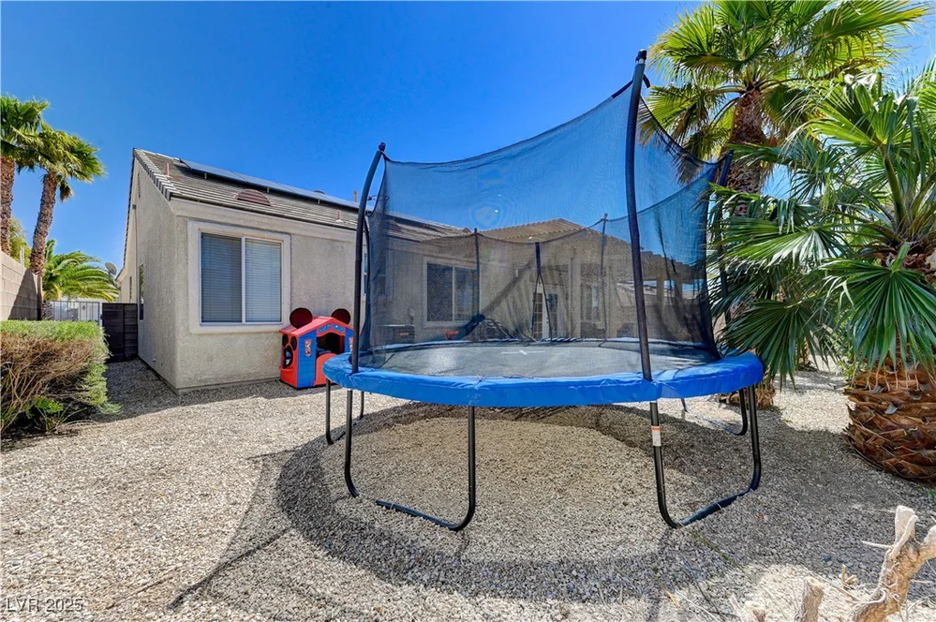 6013 Aqua Blue, North Las Vegas, NV 89031