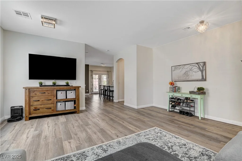 6013 Aqua Blue, North Las Vegas, NV 89031
